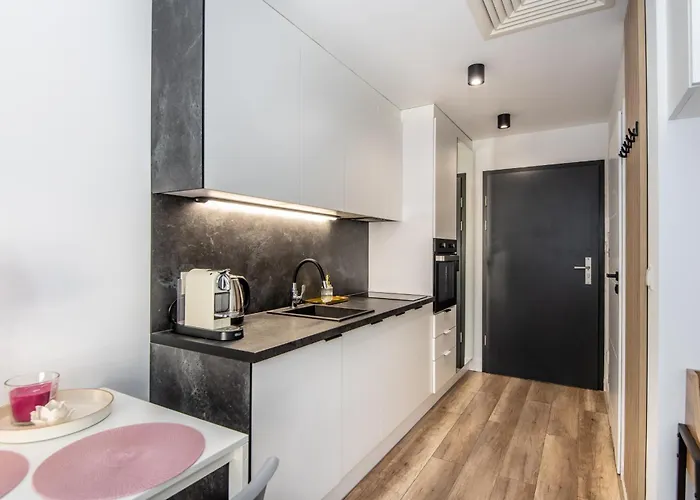 아파트 Super-apartamenty Plac Wolnosci 6 *