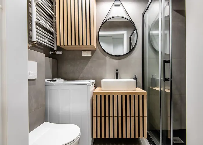 شقة Super-apartamenty Plac Wolnosci 6 *