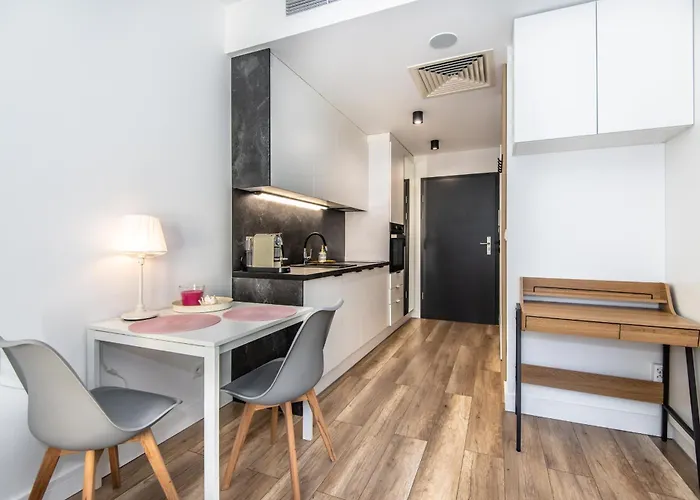 Super-apartamenty Plac Wolnosci 6 شقة